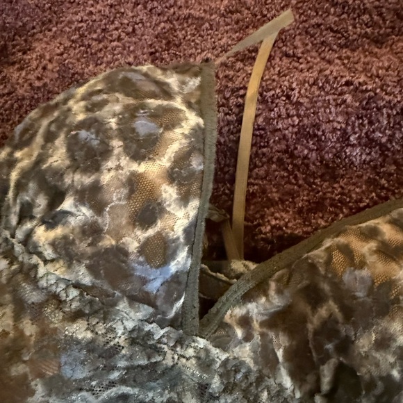 Hanky Panky Leopard Print Lace Bralette - Picture 3 of 6